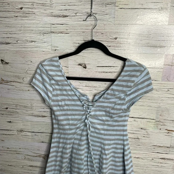 Minkpink blue striped mini  dress size xs - Picture 13 of 16